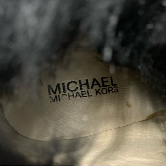 MICHAEL Michael Kors black leather suede faux fur ankle boots booties shoes 6 - Picture 7 of 8